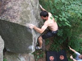 In cautarea bolovanilor