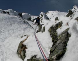 Peretele NV al vf. Vanatoarea lui Buteanu iarna{[]}Peretele NV al vf. Vanatoarea lui Buteanu iarna