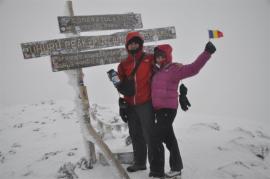 Uhuru Peak{[]}Uhuru Peak