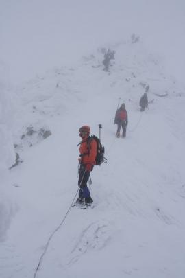 Stagiu de initiere in ture alpine de iarna{[]}Stagiu de initiere in ture alpine de iarna