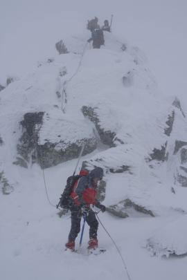 Stagiu de initiere in ture alpine de iarna{[]}Stagiu de initiere in ture alpine de iarna